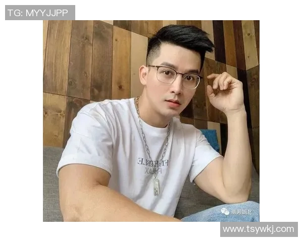 足球明星分头发型大盘点让你领略球场风采与时尚魅力 足球明星分头发型大盘点让你领略球场风采与时尚魅力