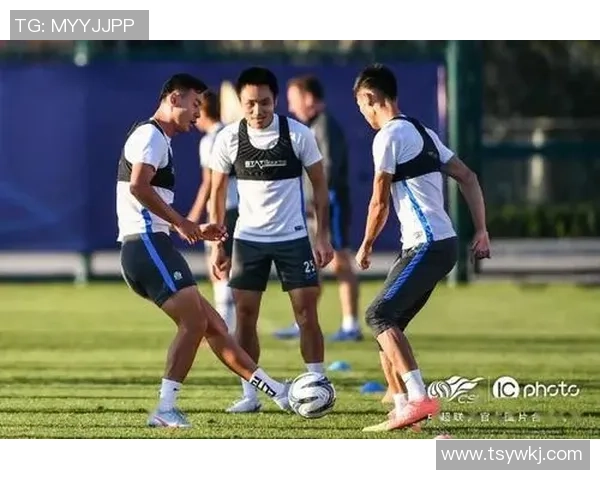 足球明星如何科学保养双脚以延长职业生涯和提升竞技状态