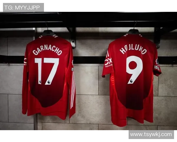 足球明星球衣上的名字全解析探索他们背后的故事与传奇